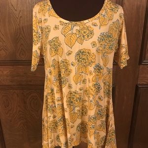 LuLaRoe Perfect Tee